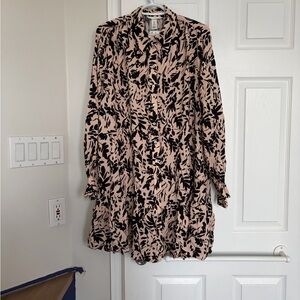H&M Black and Cream Long Sleeve Floral Print Shirt Dress